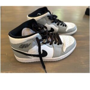 wolf grey jordan mids